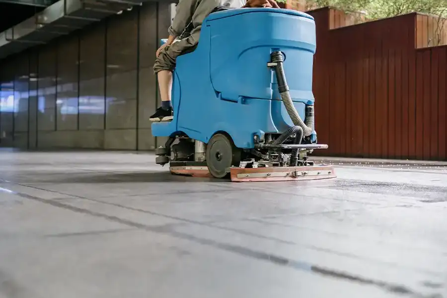 Ellis Janitorial Services - Manufacturing Cleaning services - O'Fallon, IL