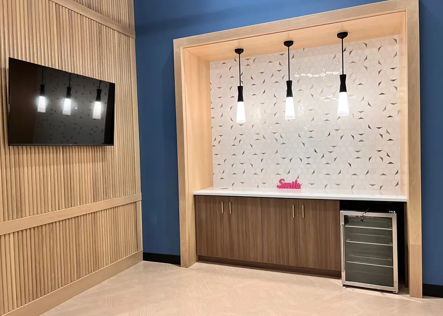 Ellis Janitorial Services - Office Cleaning, Enhances Professional Appearance - Metro East MO